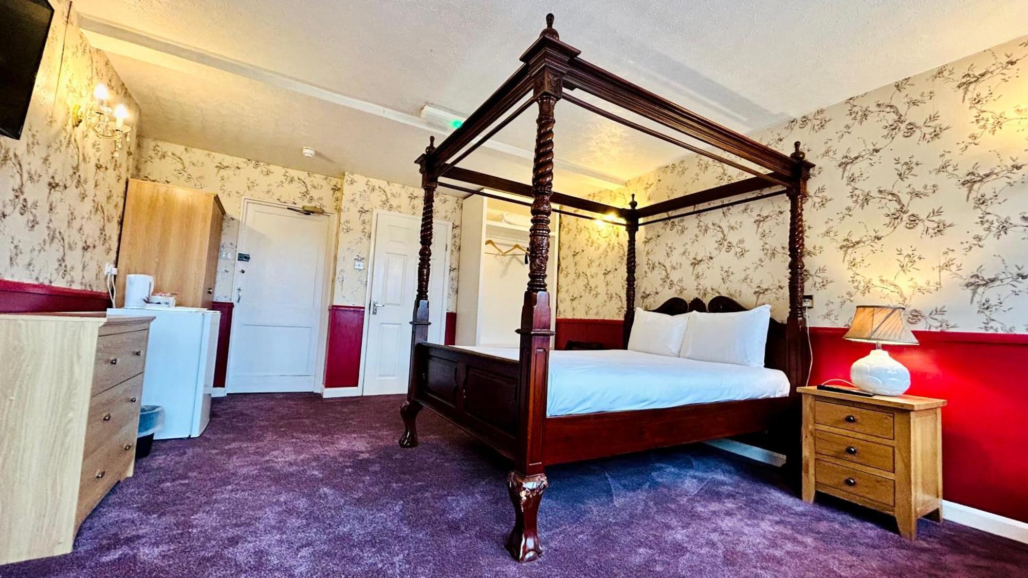 The Columbia Hotel Wellingborough Eksteriør bilde