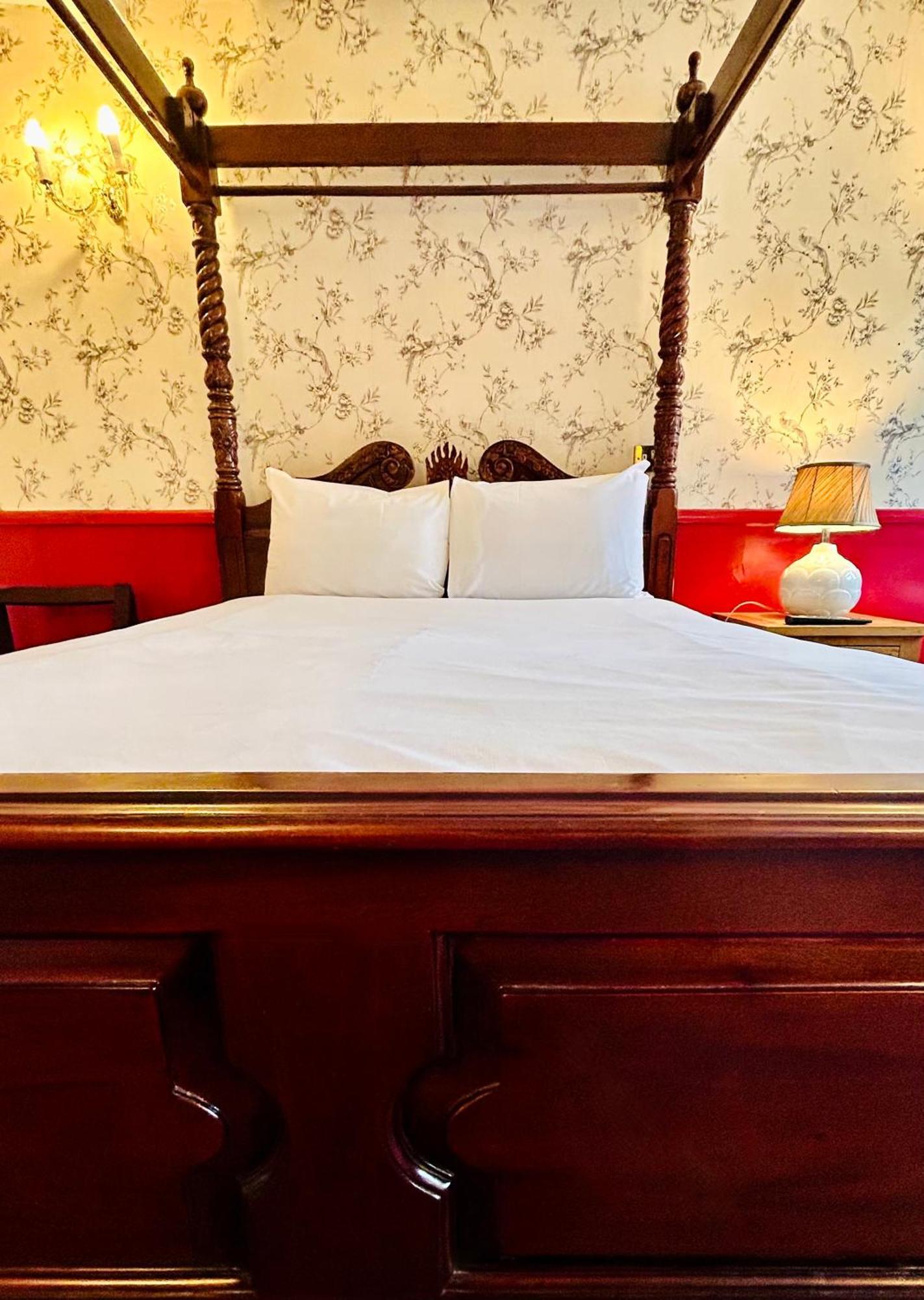 The Columbia Hotel Wellingborough Eksteriør bilde