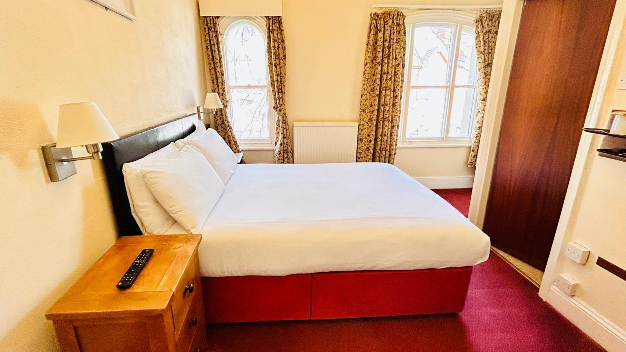 The Columbia Hotel Wellingborough Eksteriør bilde