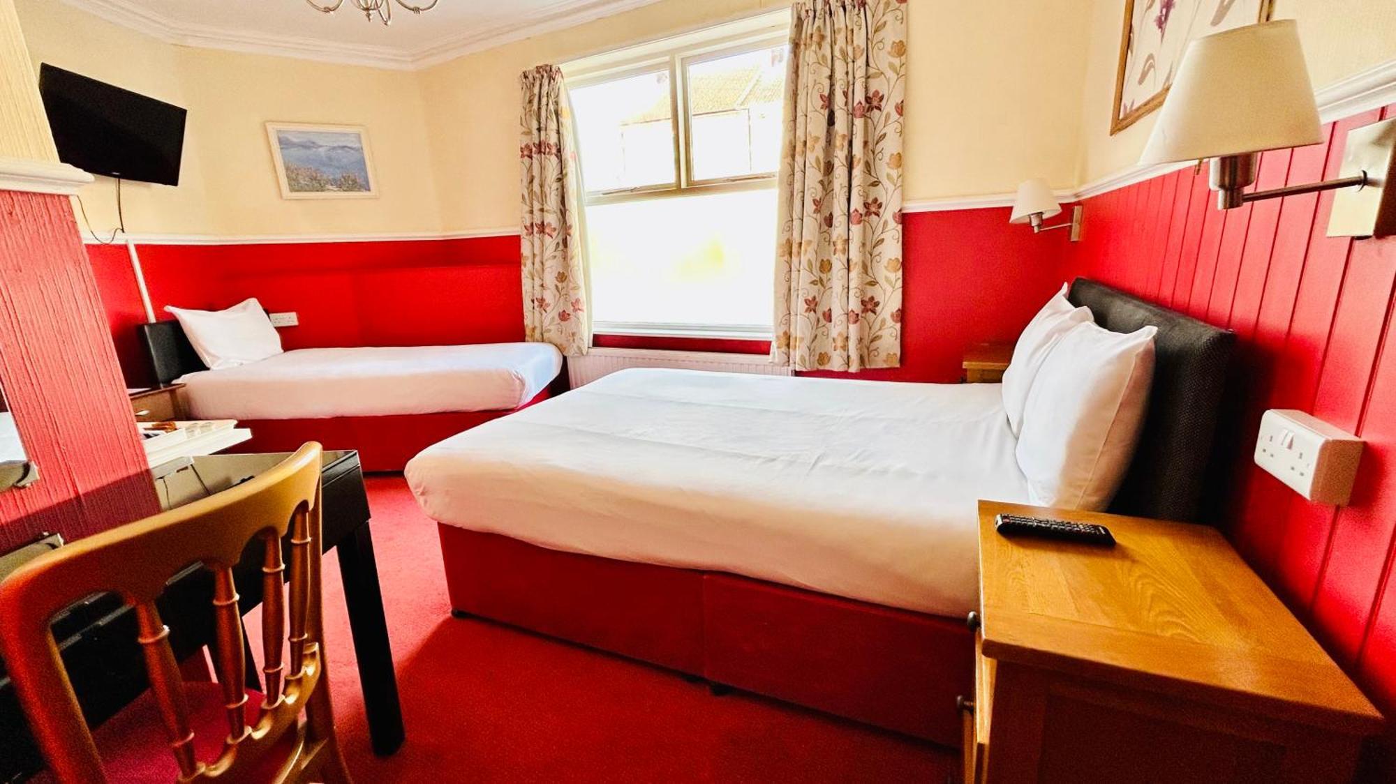 The Columbia Hotel Wellingborough Eksteriør bilde