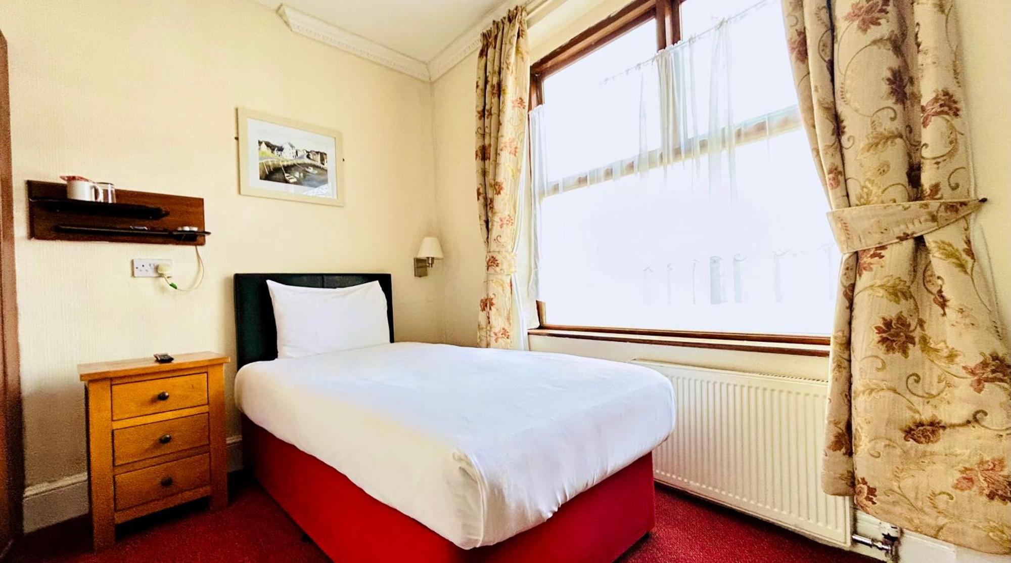 The Columbia Hotel Wellingborough Eksteriør bilde