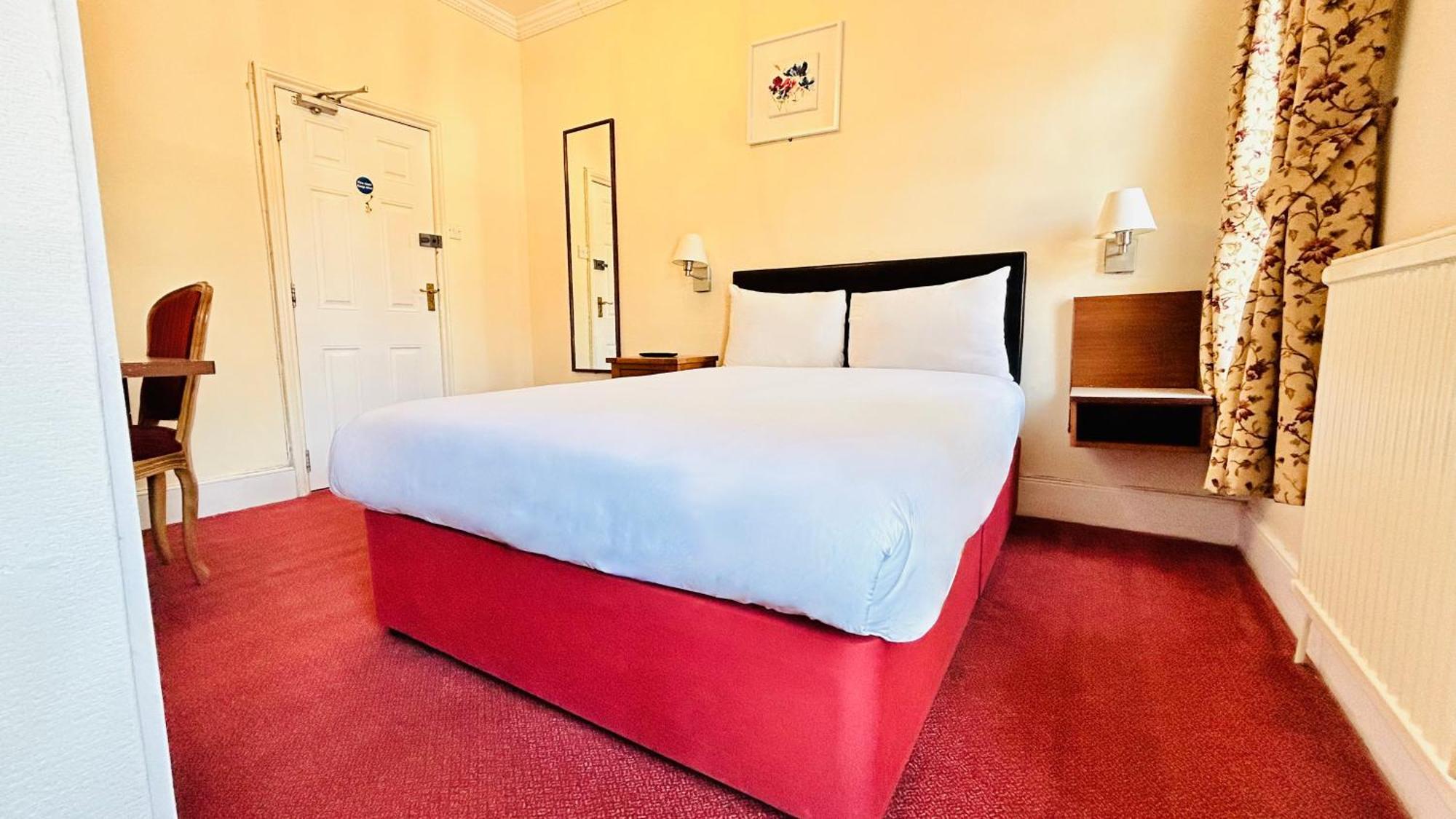The Columbia Hotel Wellingborough Eksteriør bilde