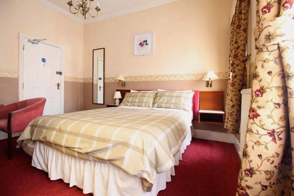 The Columbia Hotel Wellingborough Eksteriør bilde